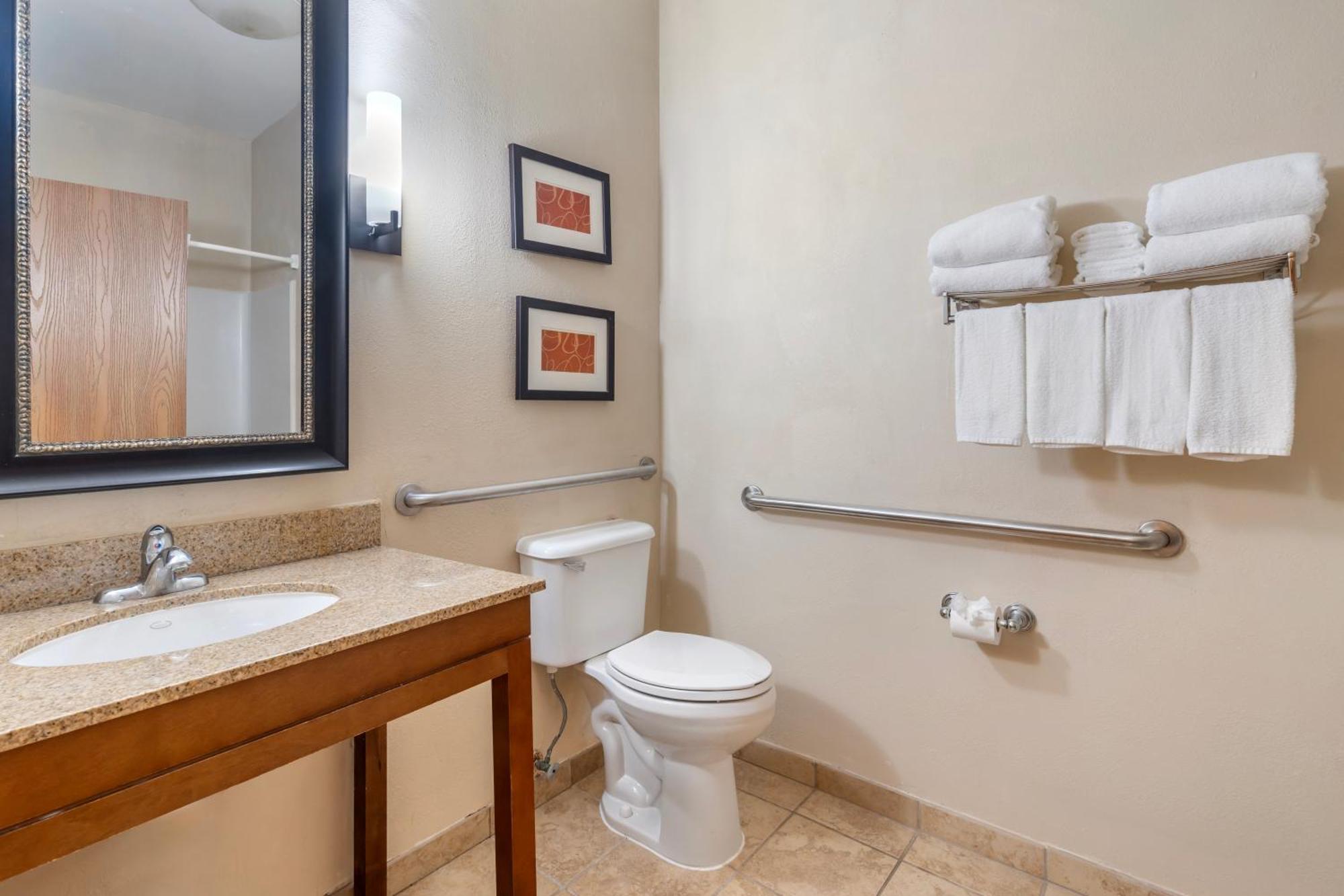 Comfort Suites Mckinney-Allen Bagian luar foto