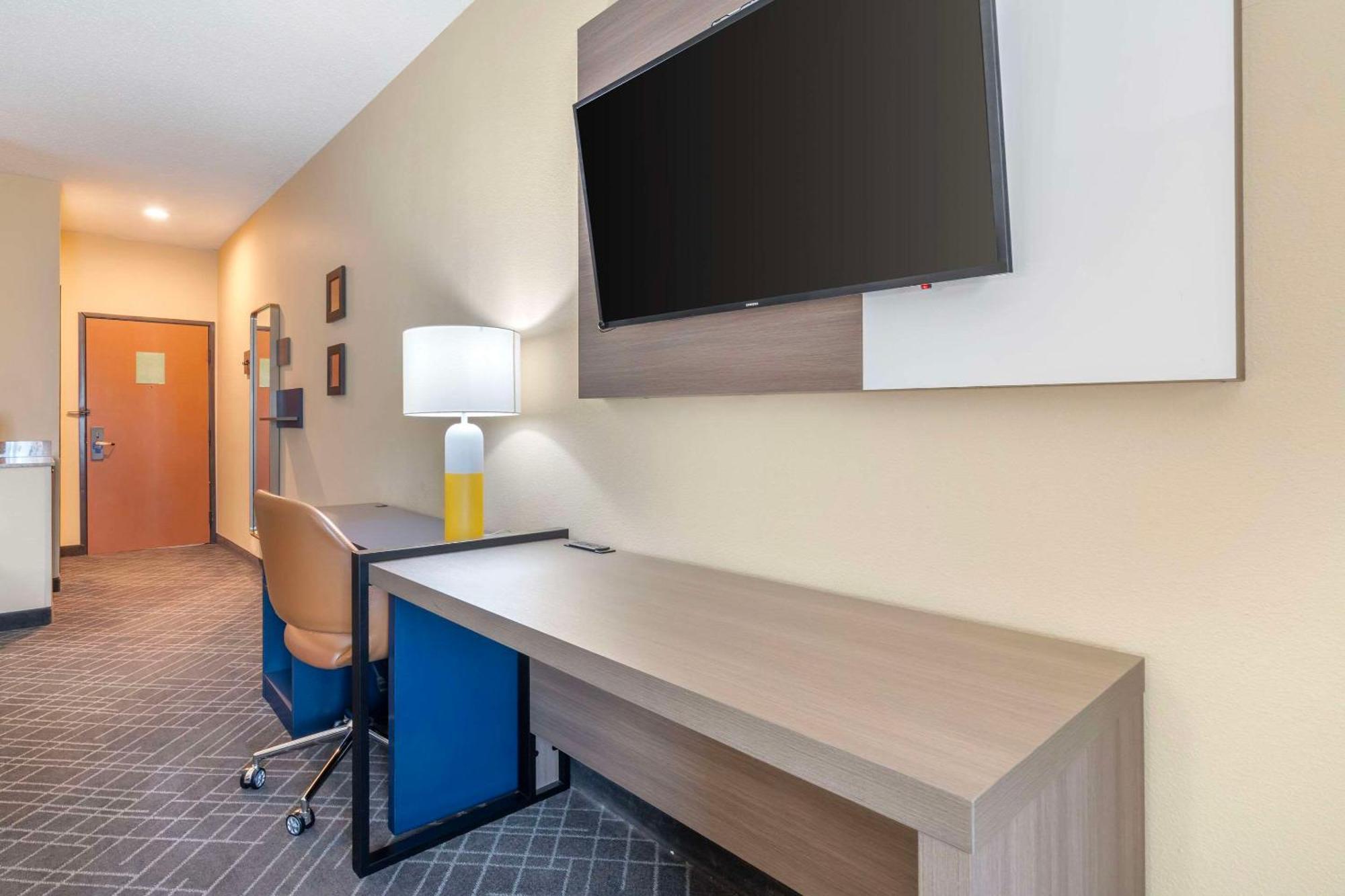 Comfort Suites Mckinney-Allen Bagian luar foto